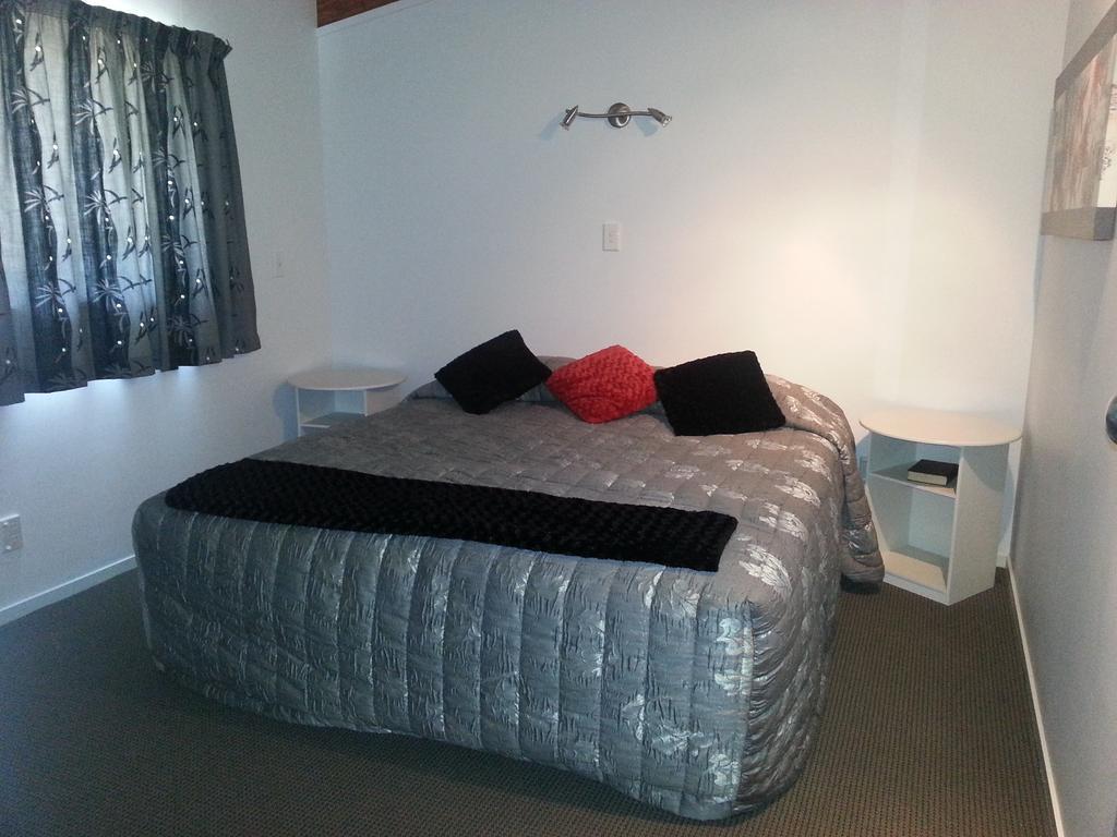 Palm Pacific Resort & Motel Whangamata Buitenkant foto