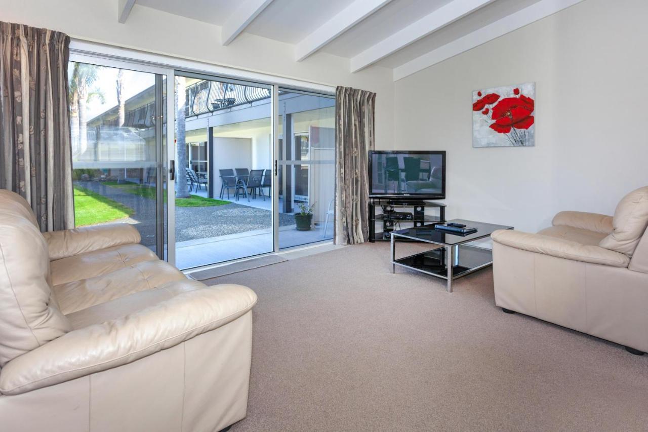 Palm Pacific Resort & Motel Whangamata Buitenkant foto